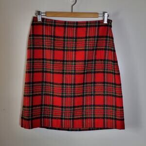 Talbots Red Plaid Above the knees wool blend skirt Size 4 Excellent used condtio
